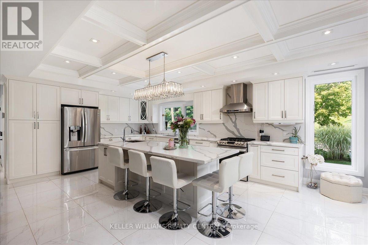 Photo 12 of 181 Bowling Green Road, Georgina ON