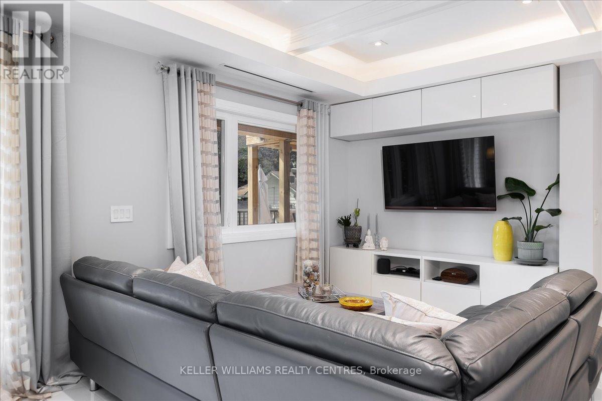 Photo 18 of 181 Bowling Green Road, Georgina ON