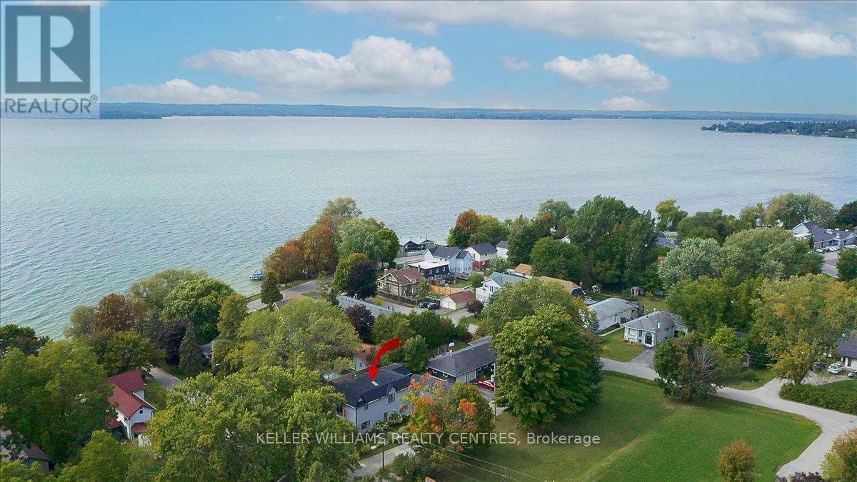 Photo 3 of 181 Bowling Green Road, Georgina ON