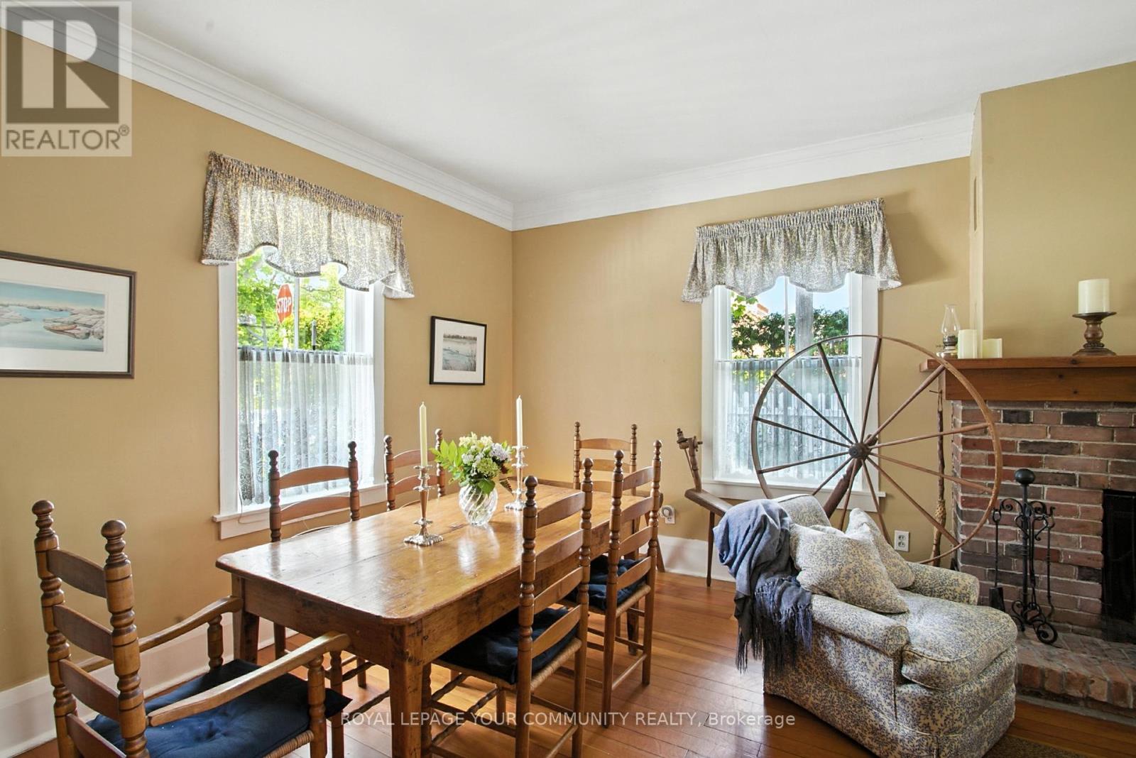 Photo 9 of 39 Colborne Street, Markham ON