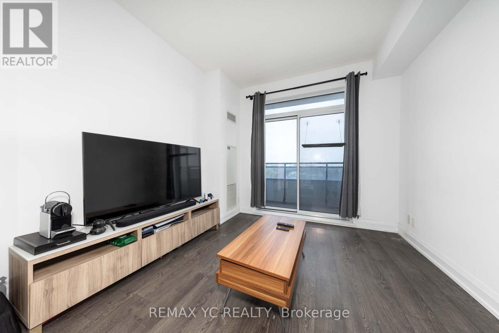 Photo 10 of 528 7900 Bathurst Street, Vaughan ON