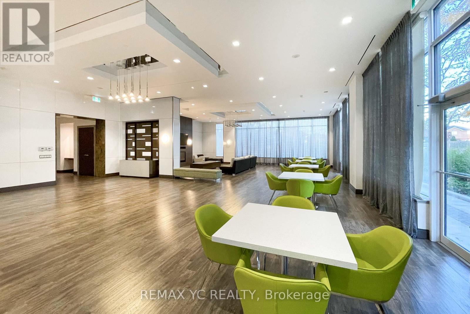Photo 22 of 528 7900 Bathurst Street, Vaughan ON
