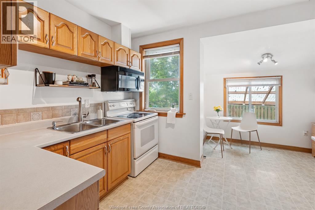 Photo 14 of 1409 Marentette Avenue, Windsor ON