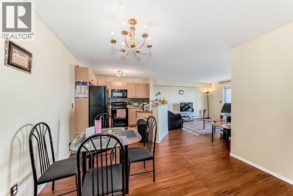Photo 6 of 4314 16969 24 Street Sw, Calgary AB