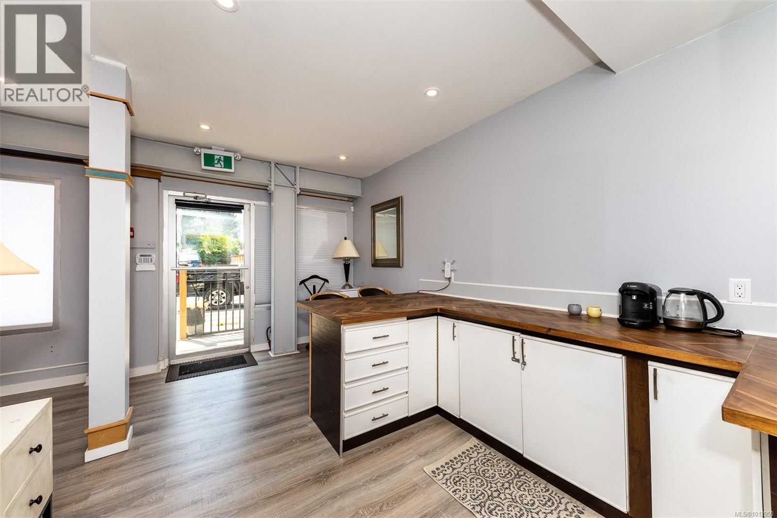  1015 Fort Street, Victoria