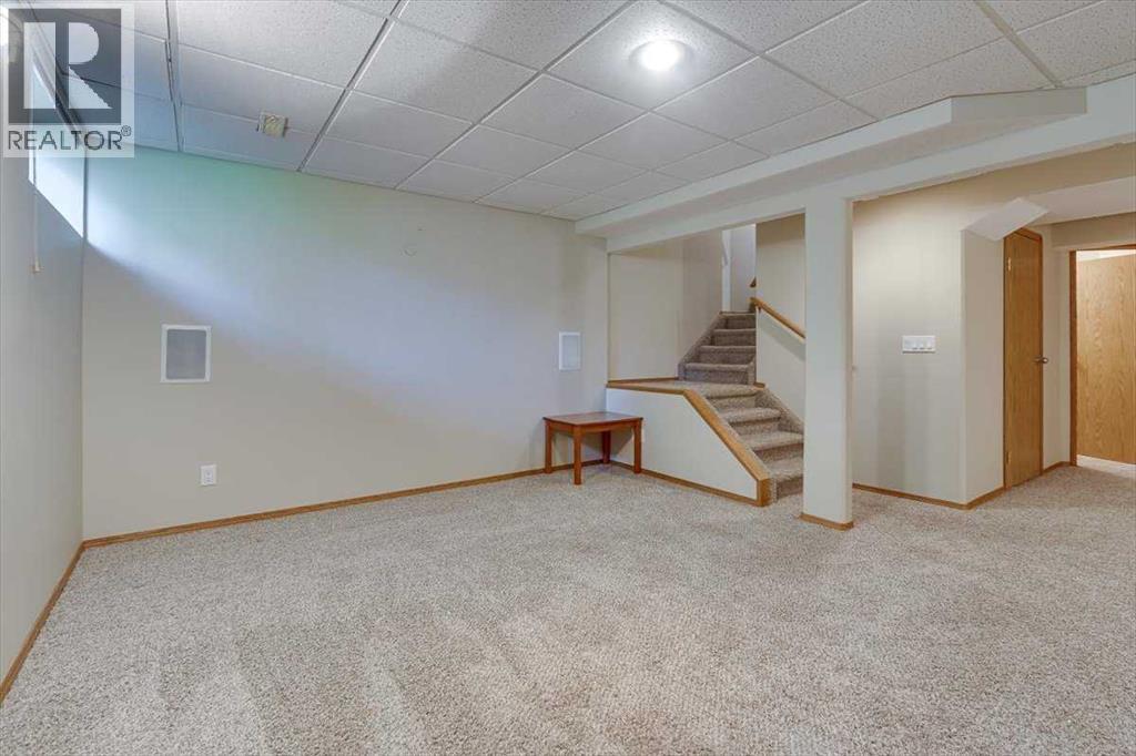 Photo 31 of 301 Addington Drive, Red Deer AB