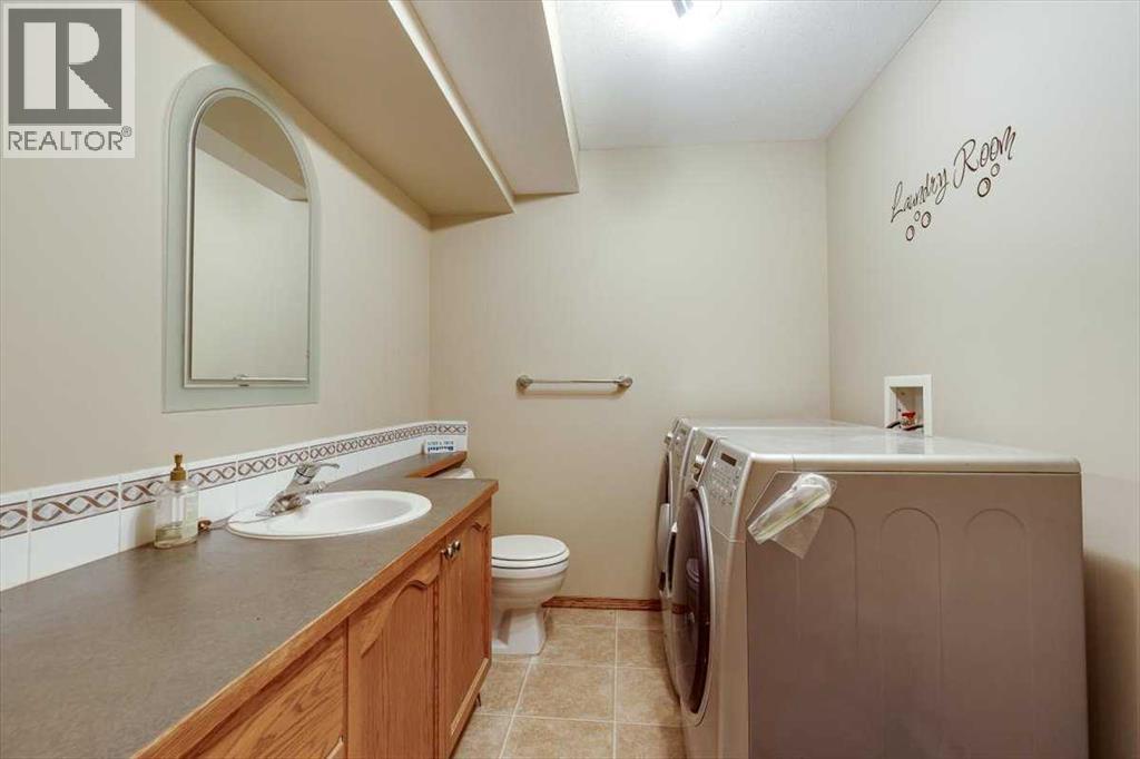 Photo 33 of 301 Addington Drive, Red Deer AB