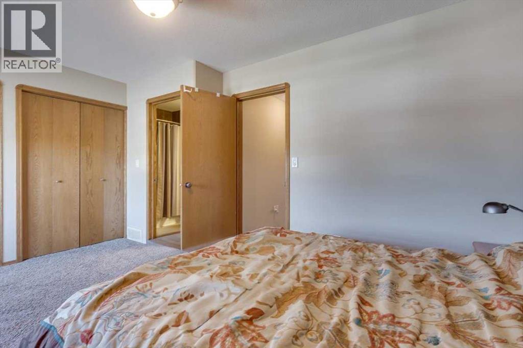 Photo 20 of 301 Addington Drive, Red Deer AB