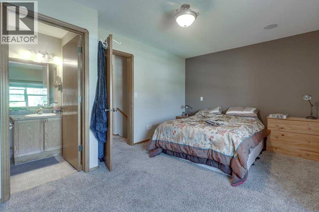 Photo 18 of 301 Addington Drive, Red Deer AB