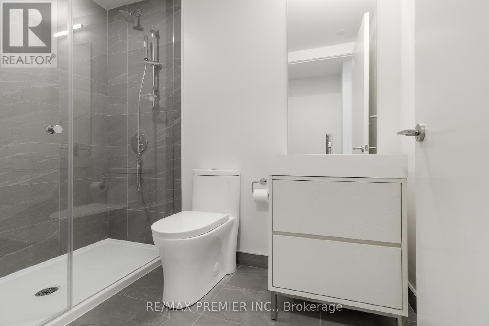 Photo 17 of 308 9 Tecumseth Street, Toronto ON