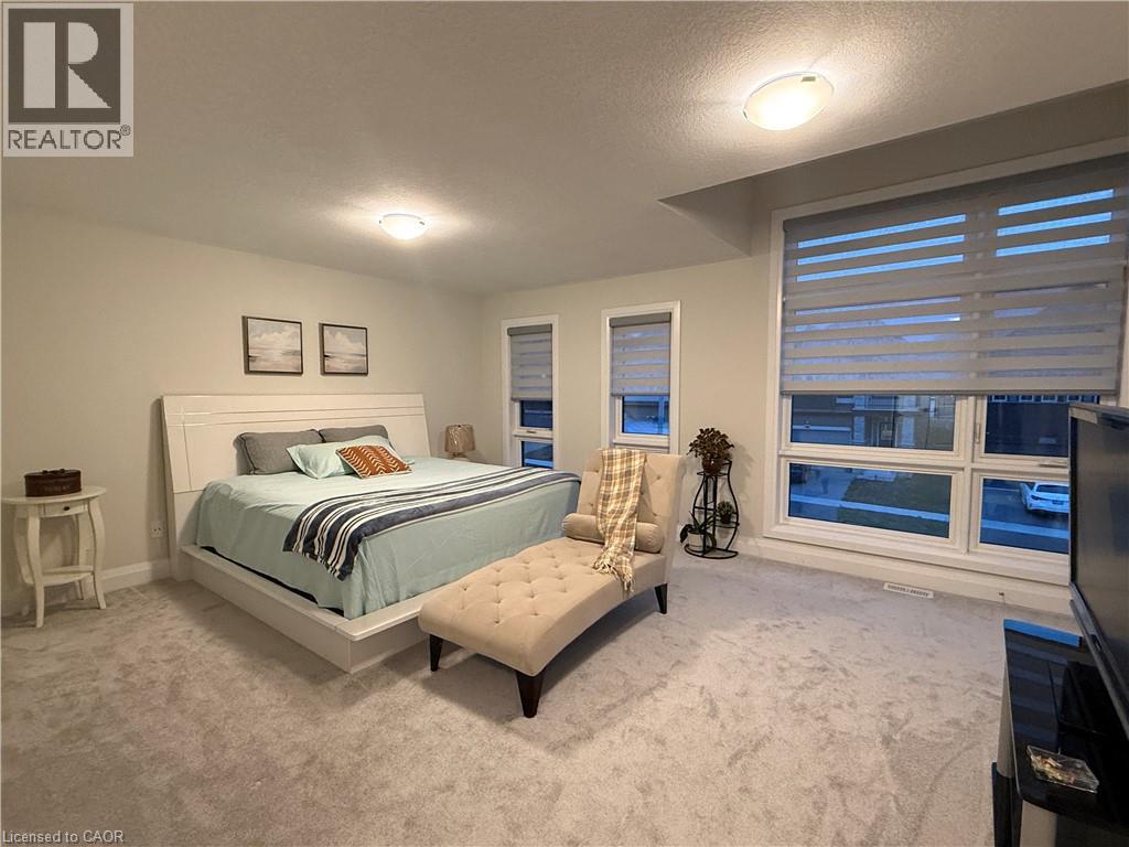 Photo 21 of 296 Chokecherry Crescent Crescent, Waterloo ON