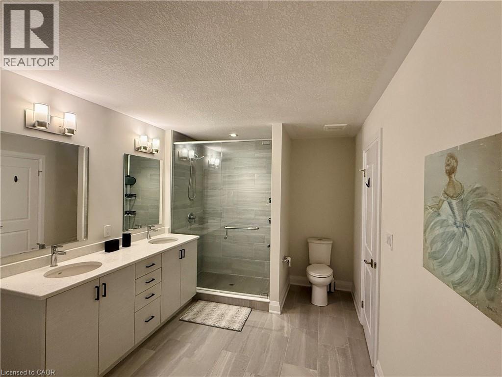 Photo 26 of 296 Chokecherry Crescent Crescent, Waterloo ON