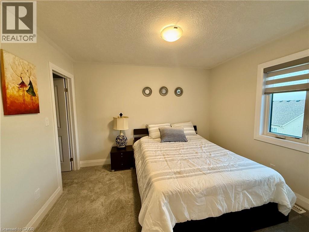 Photo 32 of 296 Chokecherry Crescent Crescent, Waterloo ON