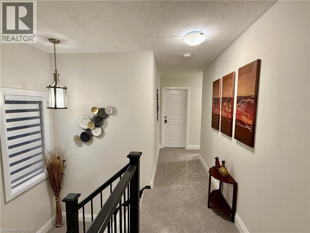 Photo 18 of 296 Chokecherry Crescent Crescent, Waterloo ON