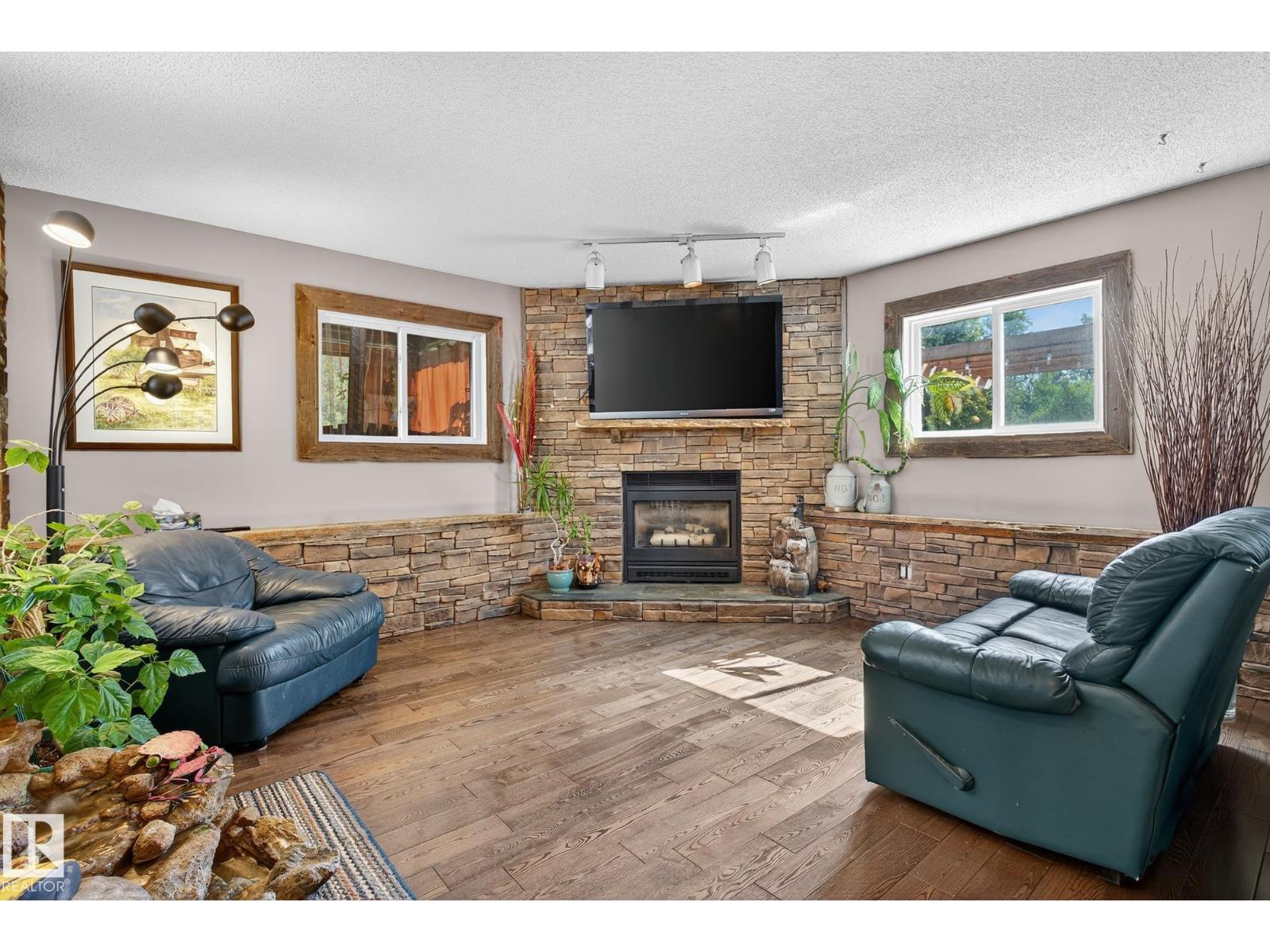 Photo 38 of 4603 42nd Street, Beaumont AB