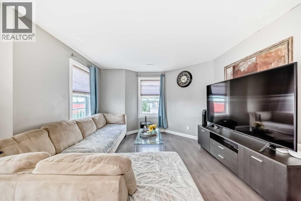 Photo 11 of 302 50 Westland Road, Okotoks AB