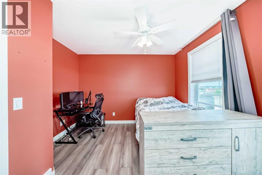 Photo 31 of 302 50 Westland Road, Okotoks AB