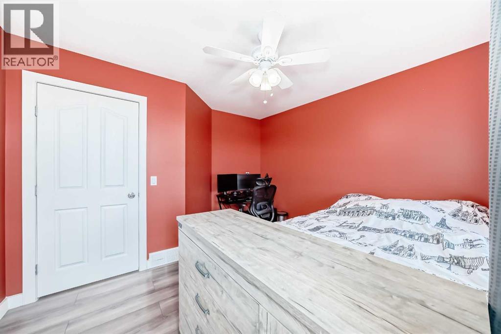 Photo 30 of 302 50 Westland Road, Okotoks AB