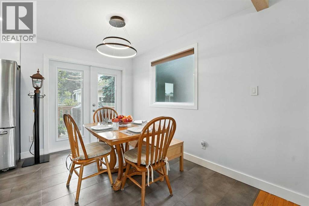 Photo 6 of 1454 Hunterbrook Road Nw, Calgary AB