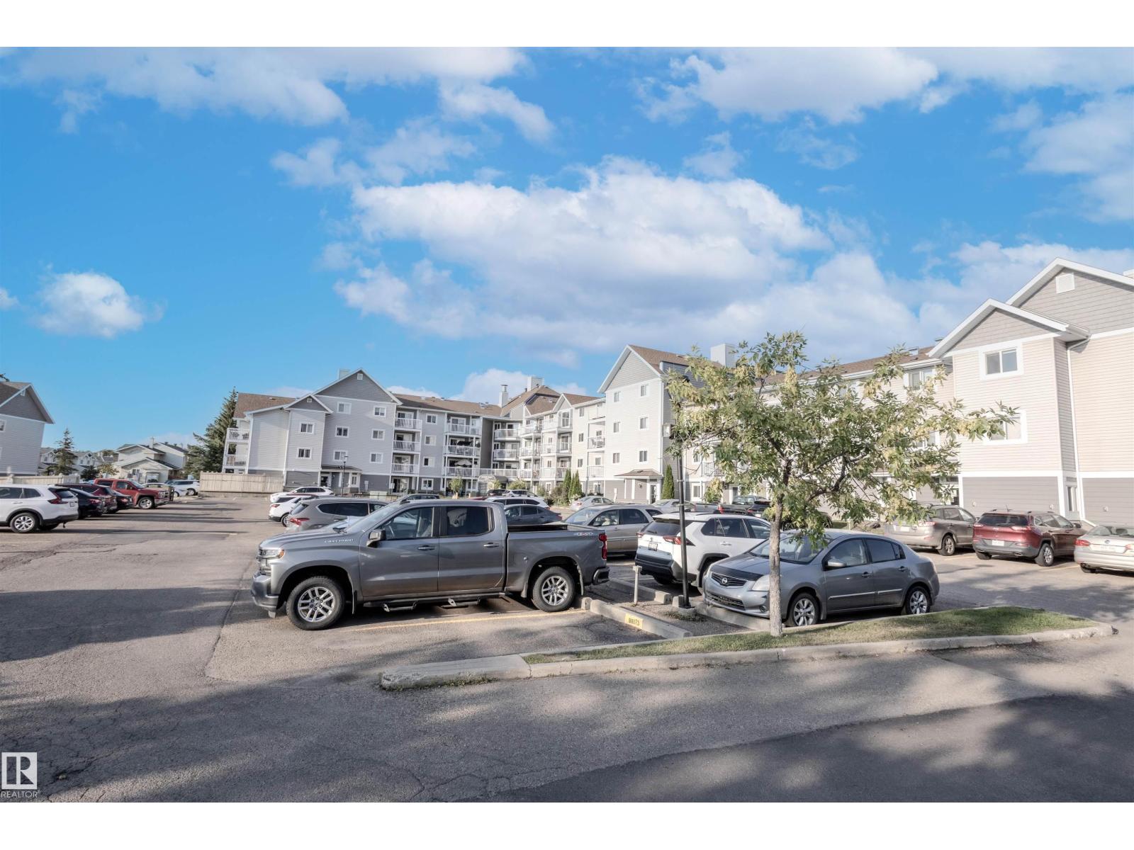 Photo 1 of 305 5005 31 Av Nw, Edmonton AB