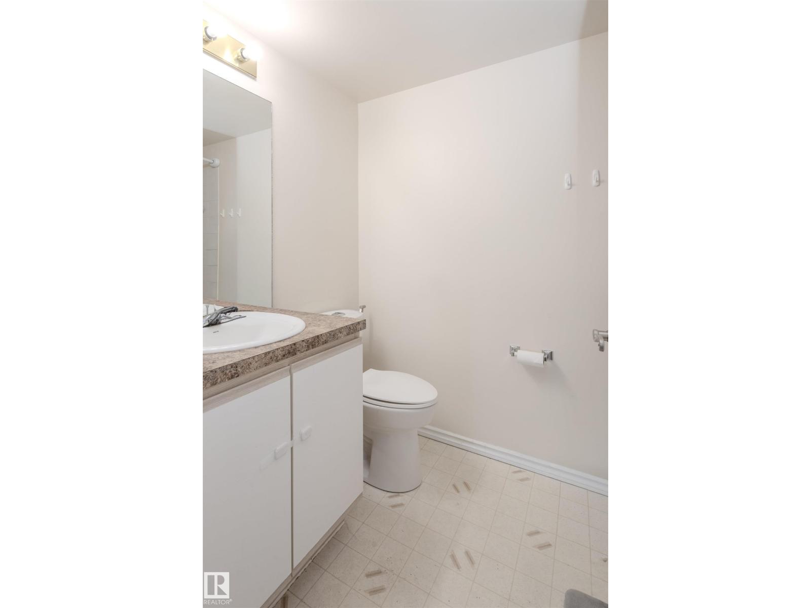 Photo 12 of 305 5005 31 Av Nw, Edmonton AB