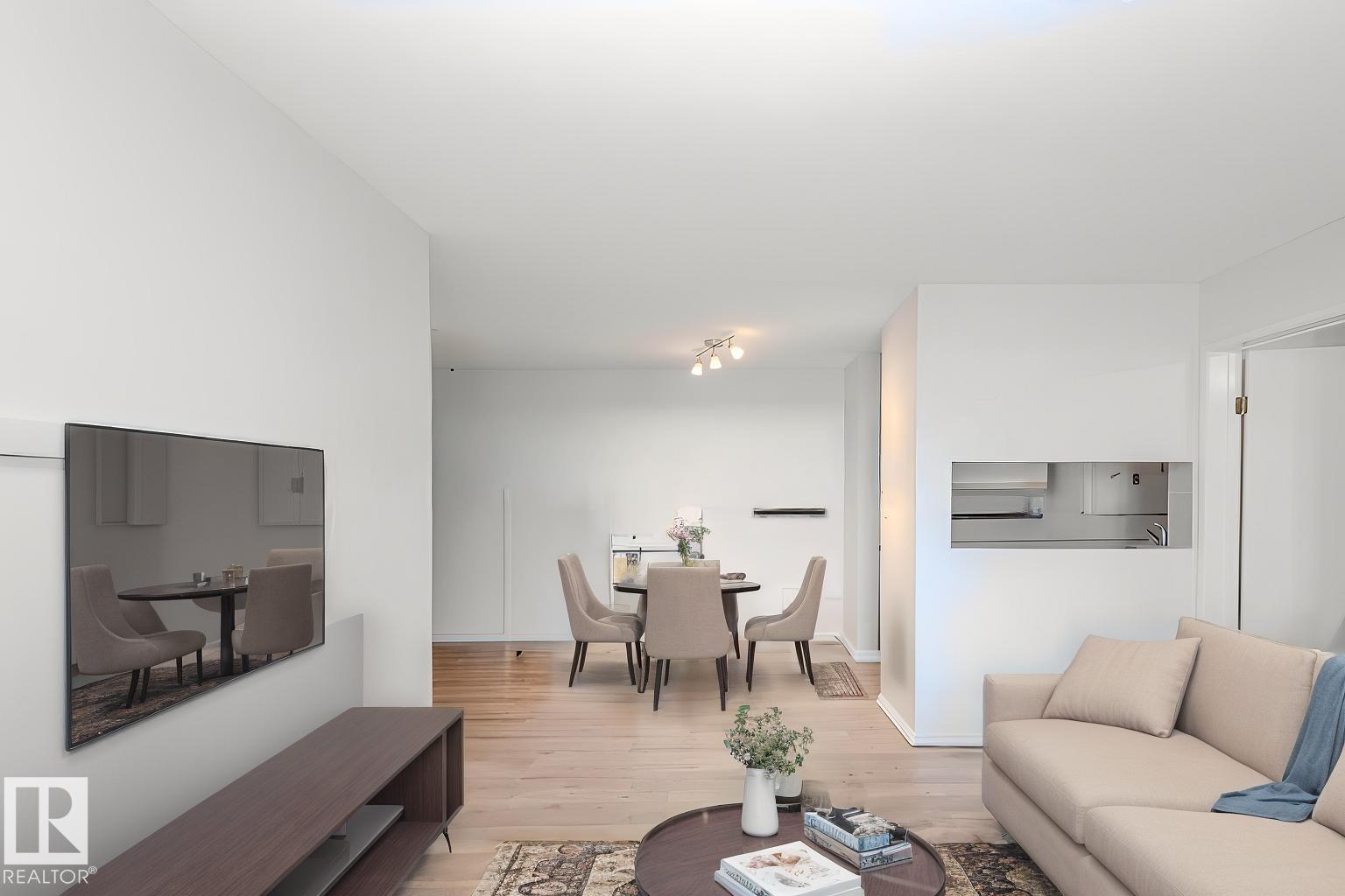 Photo 6 of 305 5005 31 Av Nw, Edmonton AB