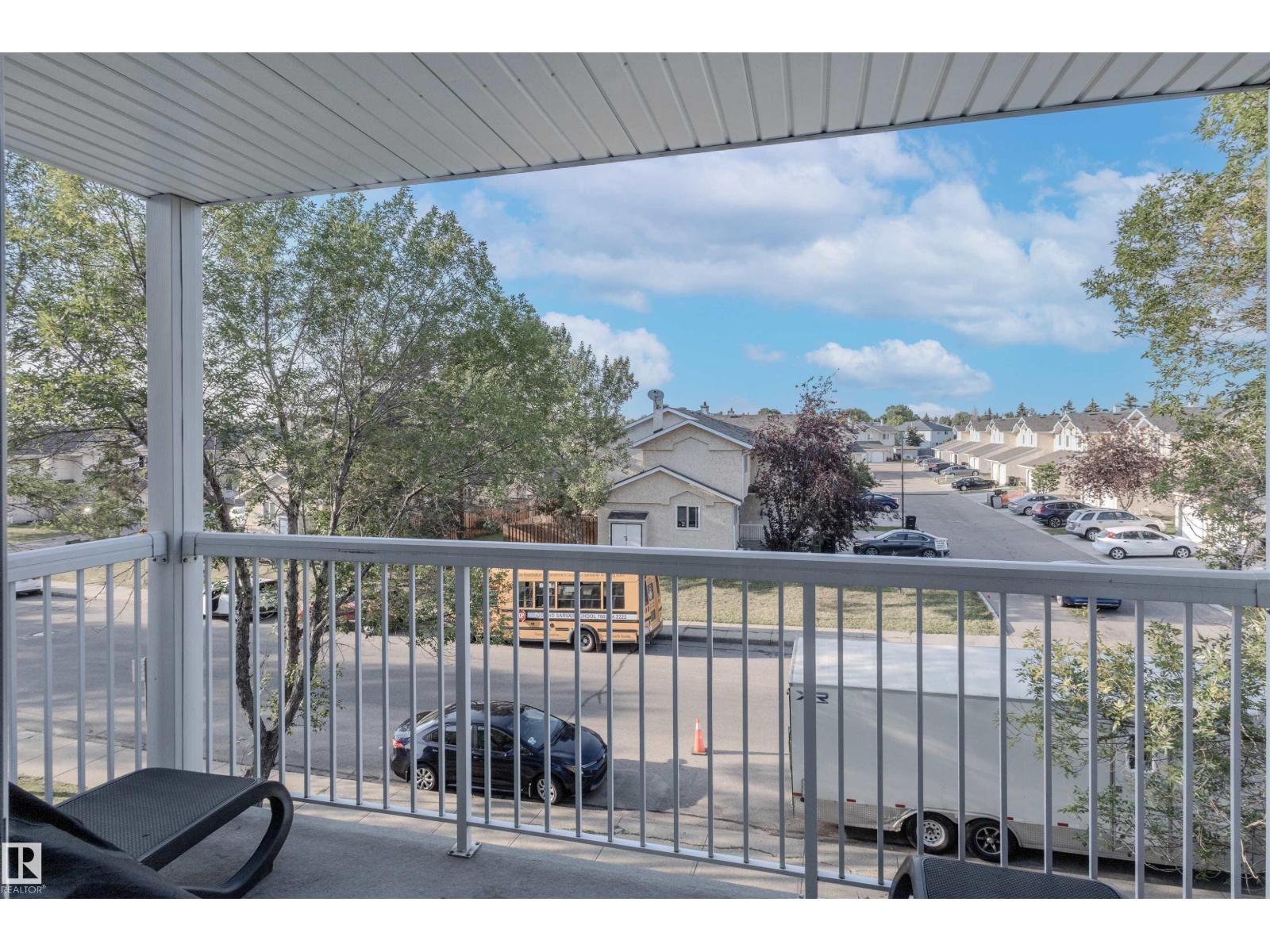 Photo 8 of 305 5005 31 Av Nw, Edmonton AB