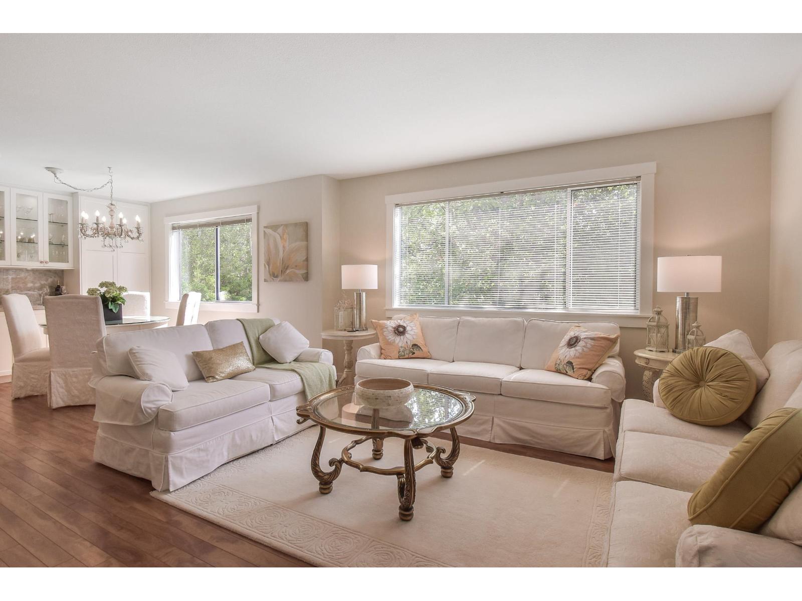 Photo 10 of 103 1441 Blackwood Street, White Rock BC