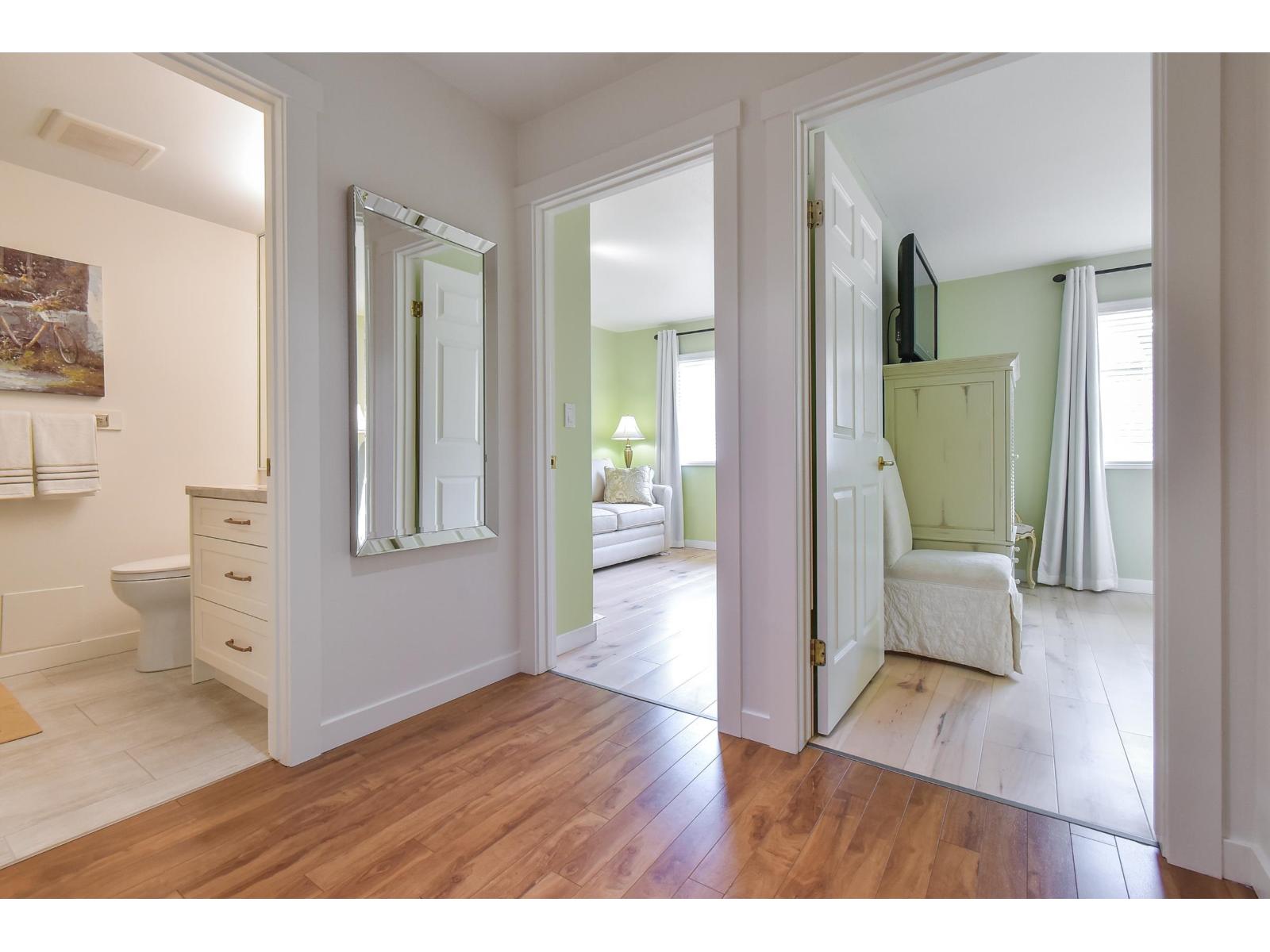 Photo 13 of 103 1441 Blackwood Street, White Rock BC