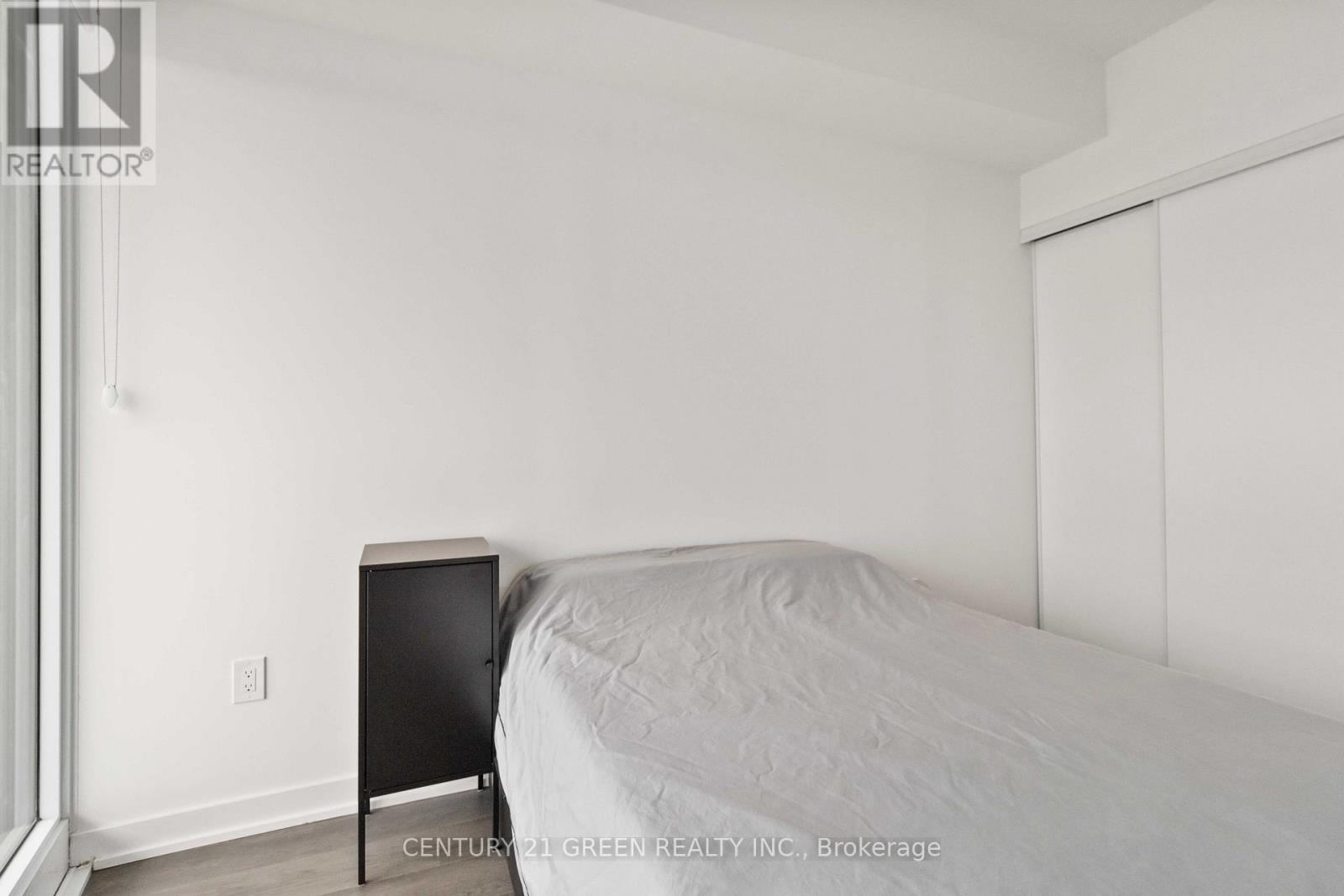 Photo 12 of 5111 3900 Confederation Parkway, Mississauga ON