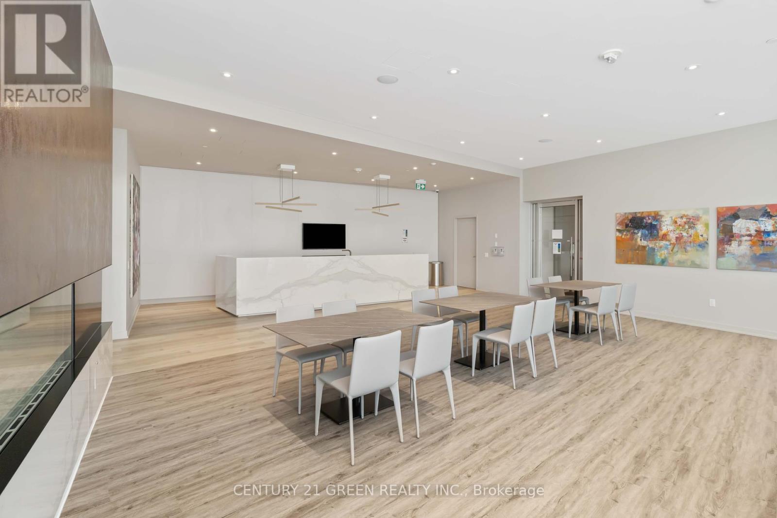 Photo 22 of 5111 3900 Confederation Parkway, Mississauga ON