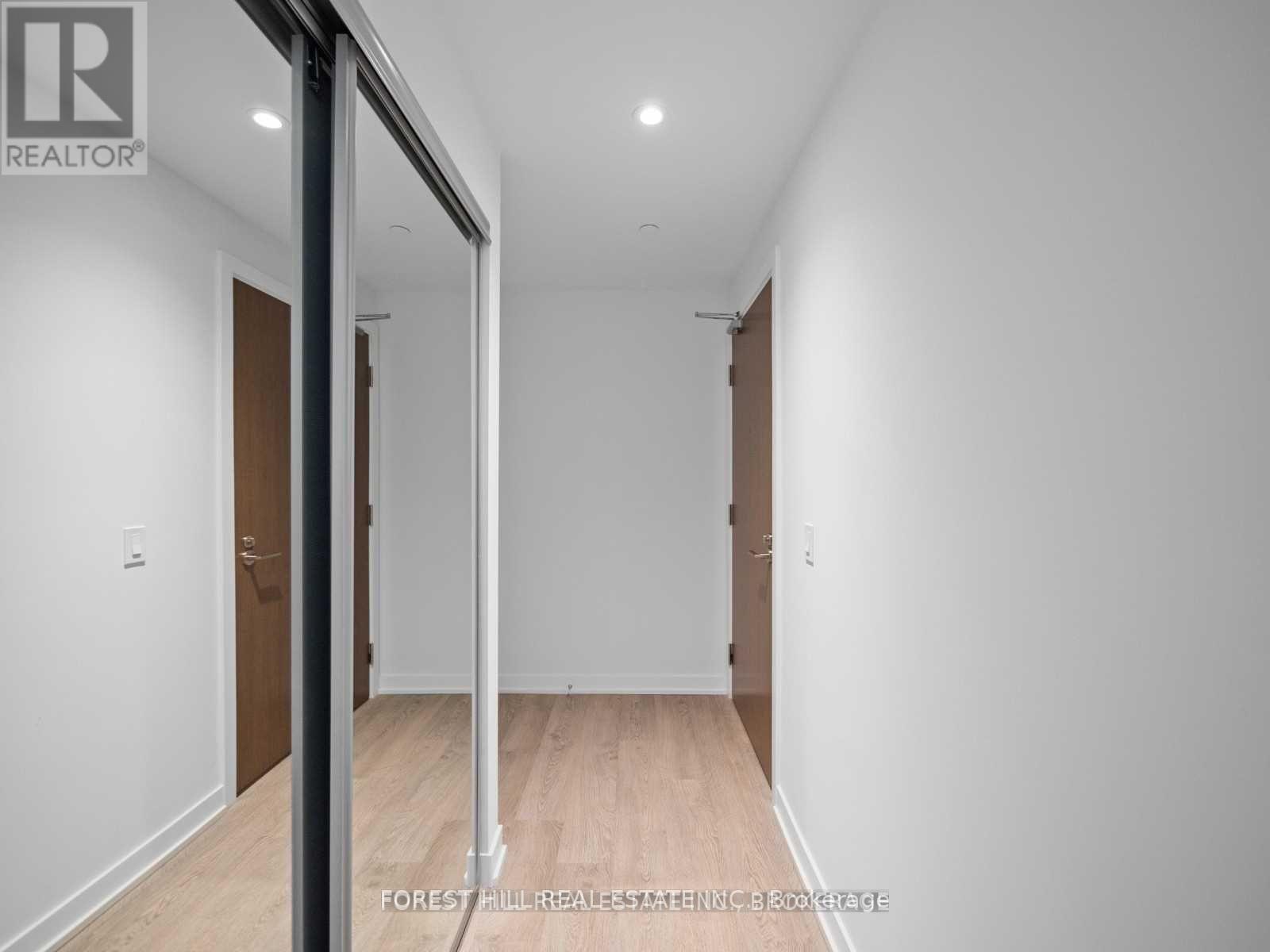 Photo 2 of 1507 1928 Lakeshore Boulevard, Toronto ON