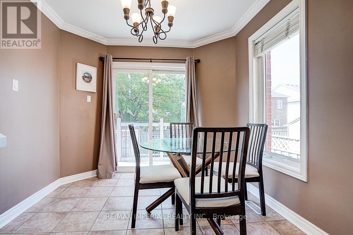 Photo 19 of 6950 Elliott Parliament Street, Mississauga ON