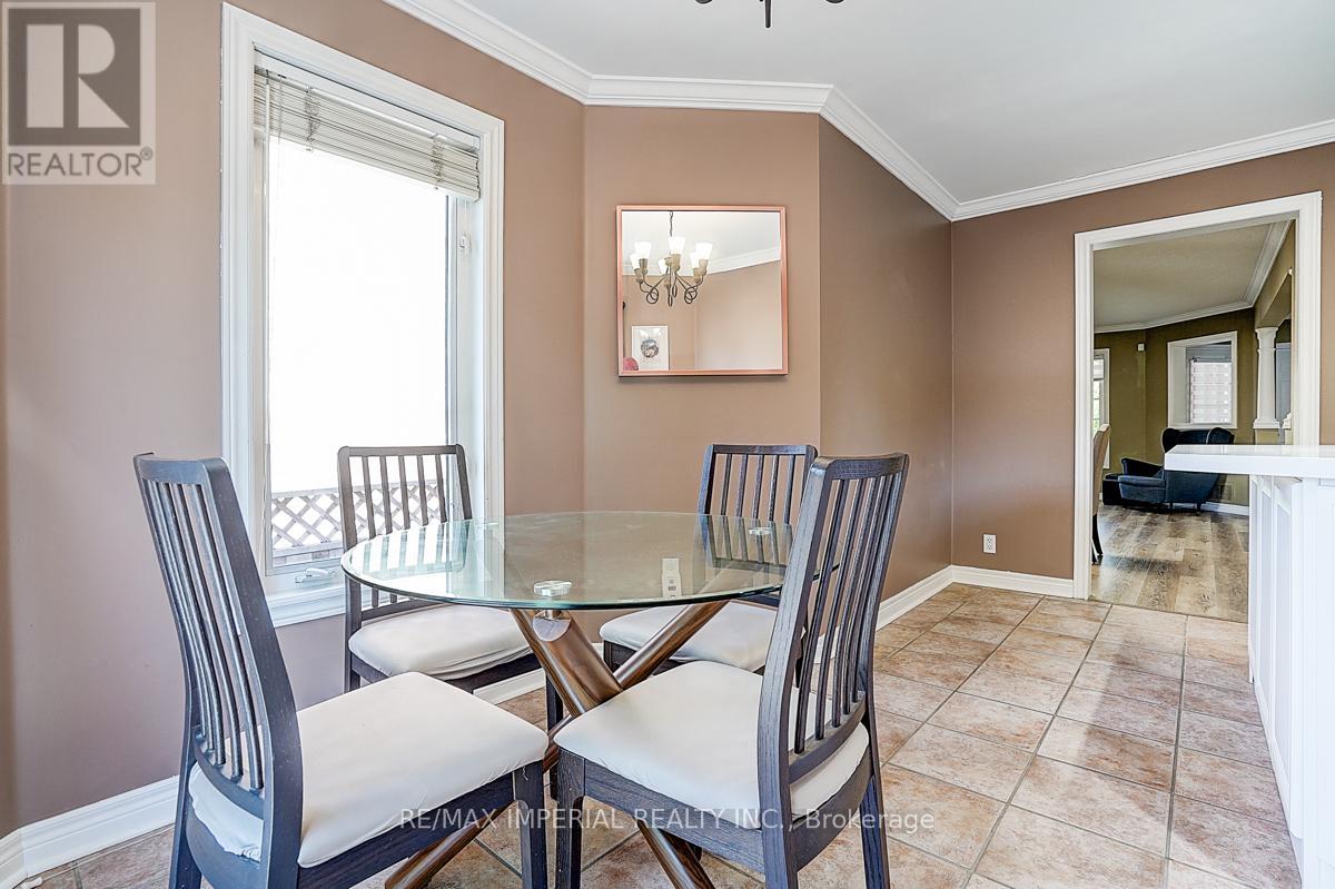 Photo 20 of 6950 Elliott Parliament Street, Mississauga ON