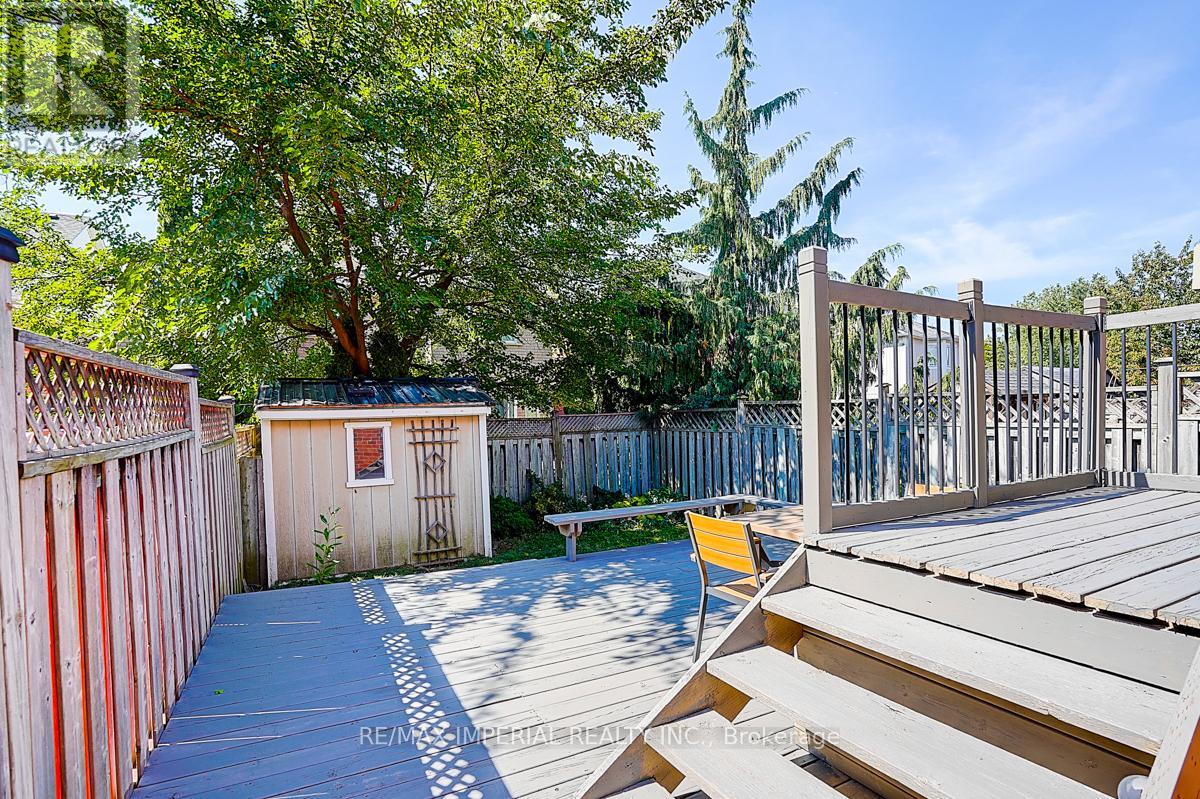 Photo 38 of 6950 Elliott Parliament Street, Mississauga ON