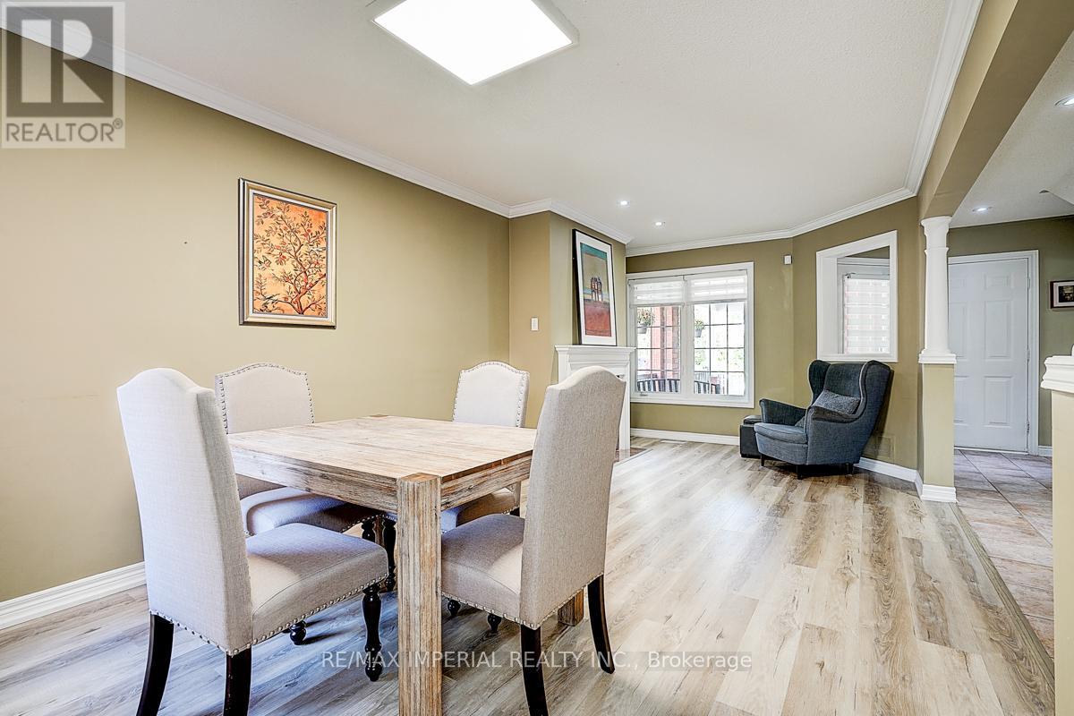 Photo 8 of 6950 Elliott Parliament Street, Mississauga ON