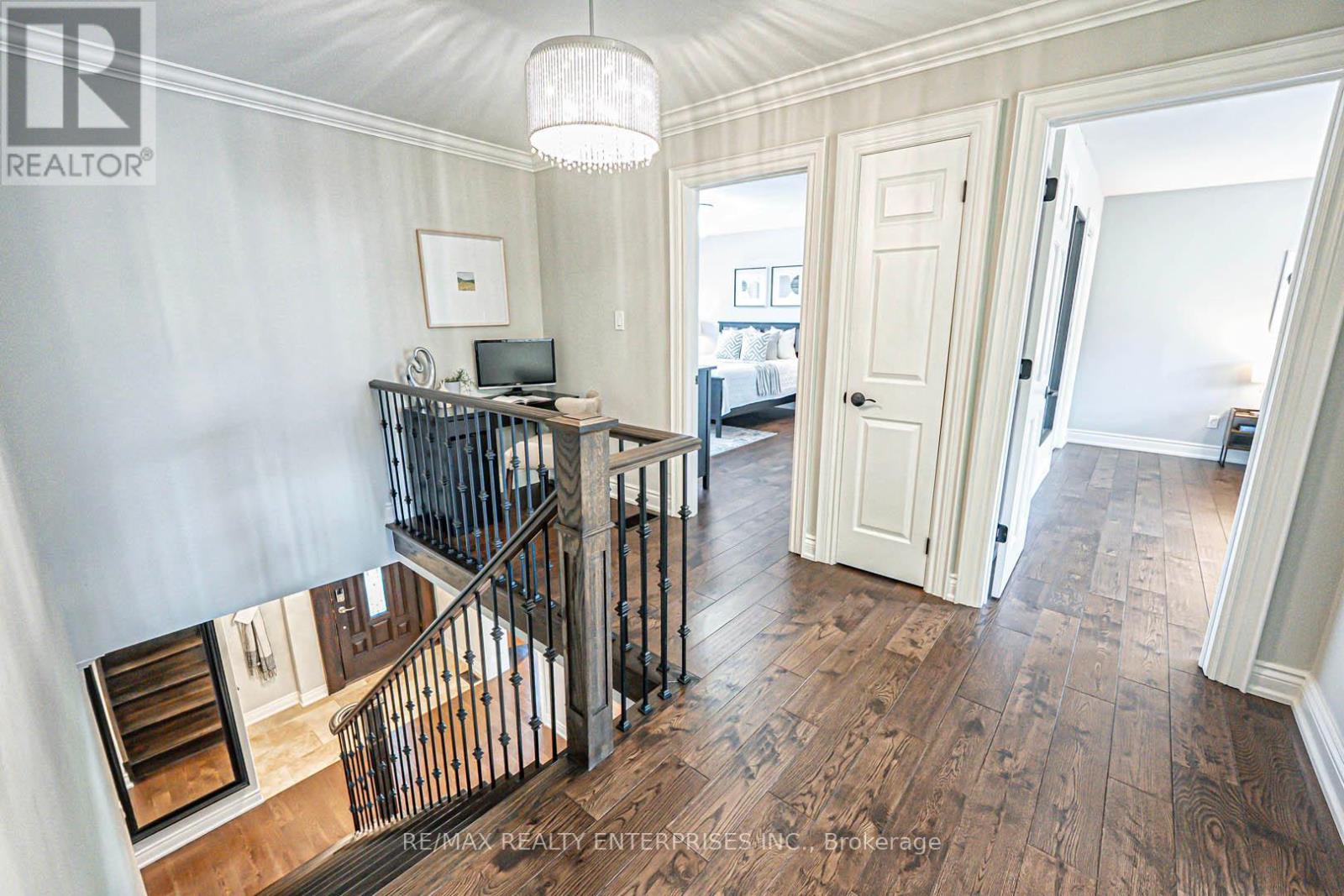 Photo 17 of 2344 Kenbarb Road, Mississauga ON