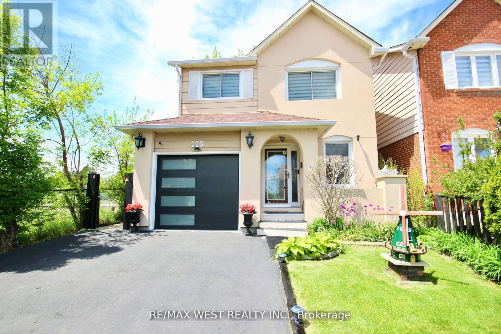 Photo 1 of 425 Hansen Road N, Brampton ON