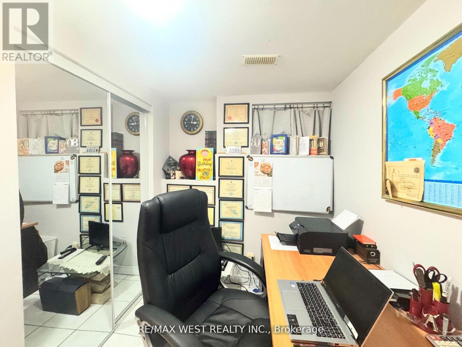 Photo 27 of 425 Hansen Road N, Brampton ON