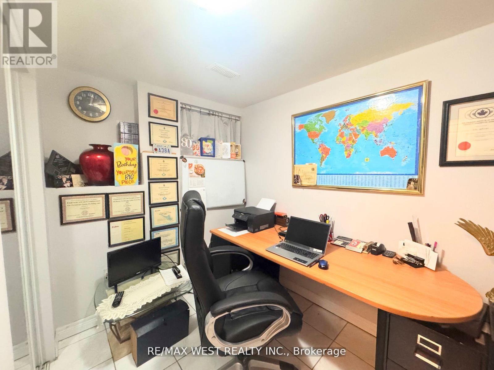 Photo 29 of 425 Hansen Road N, Brampton ON