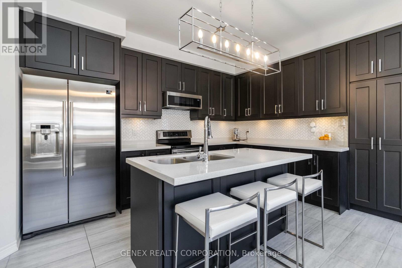 Photo 14 of 7 Antoine Street, Brampton ON
