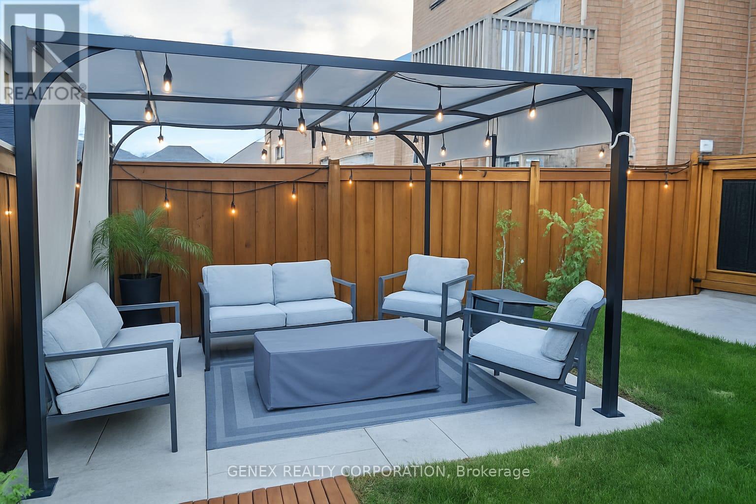 Photo 48 of 7 Antoine Street, Brampton ON