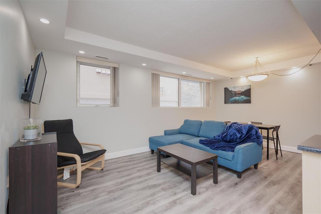 Photo 3 of 1 316 Stradbrook Avenue, Winnipeg MB