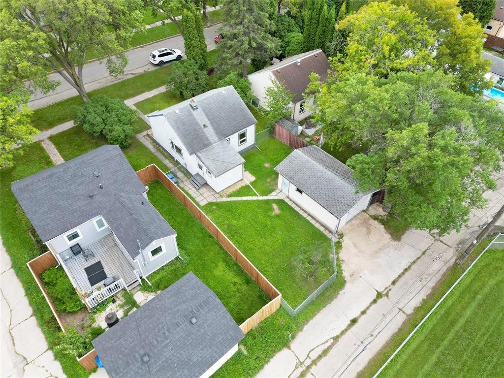 Photo 14 of 1145 Dudley Avenue, Winnipeg MB