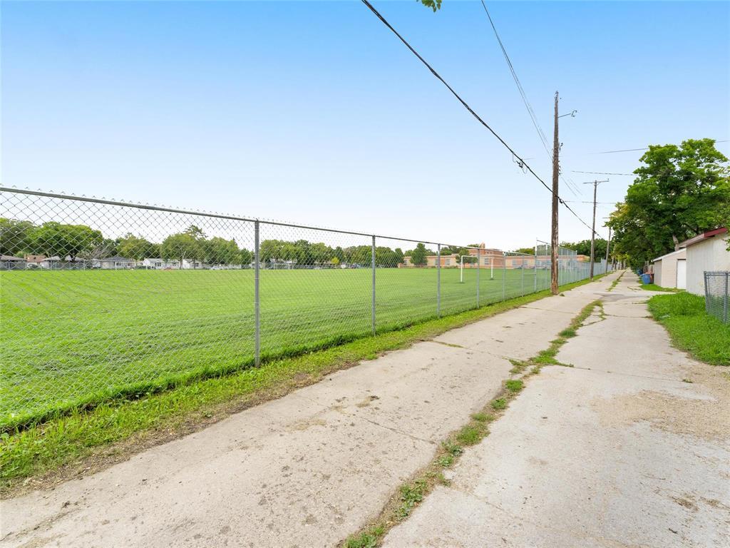 Photo 19 of 1145 Dudley Avenue, Winnipeg MB
