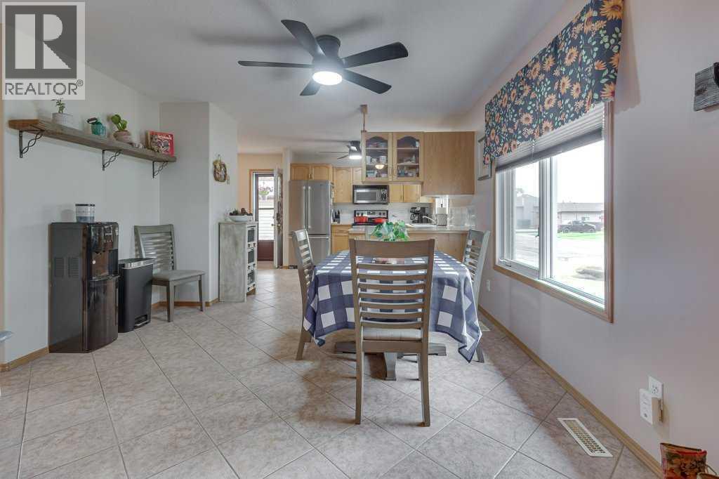 5651 45 Street, Innisfail