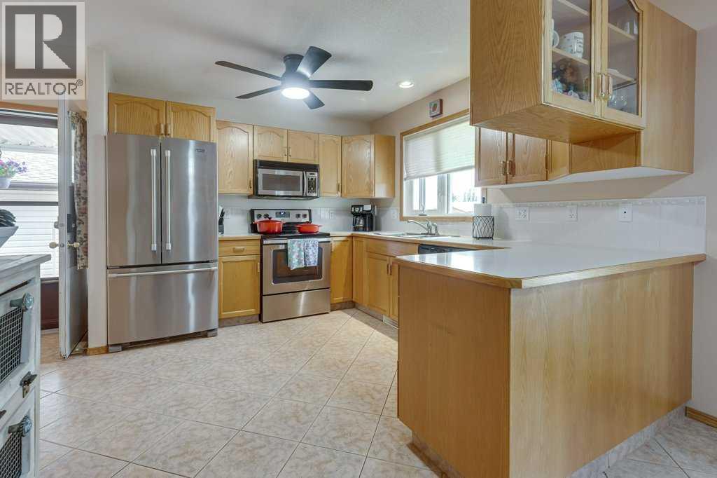 5651 45 Street, Innisfail