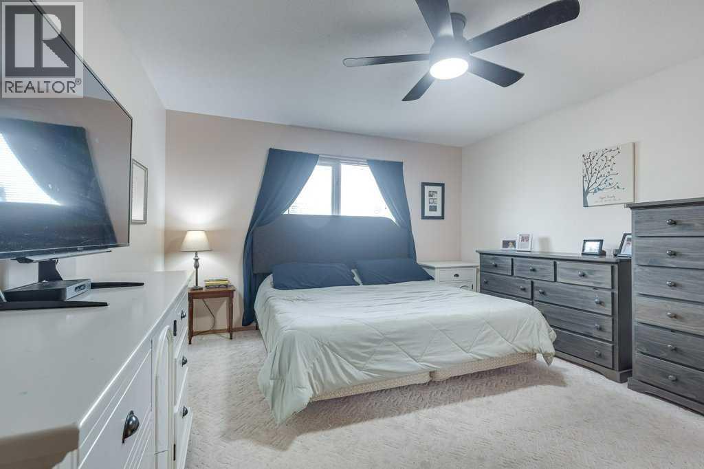 5651 45 Street, Innisfail
