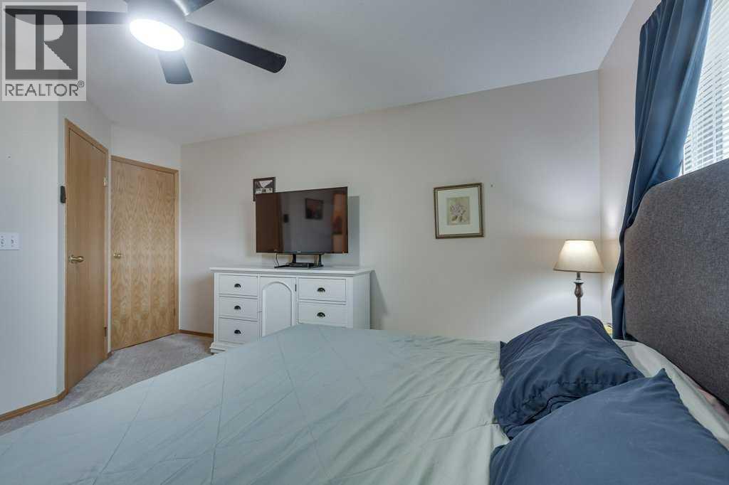 5651 45 Street, Innisfail