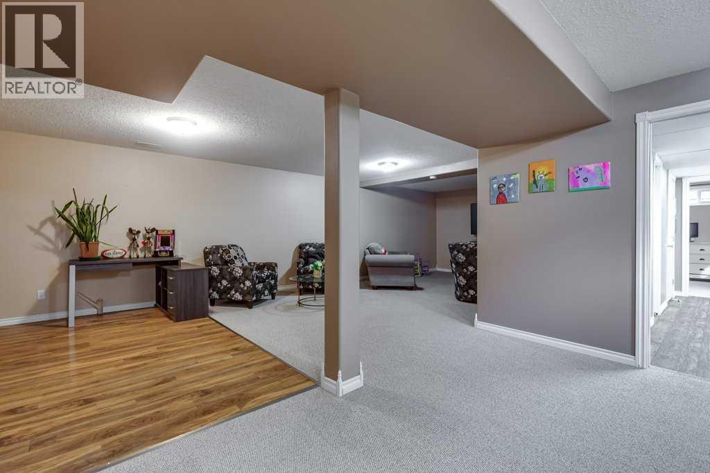 5651 45 Street, Innisfail